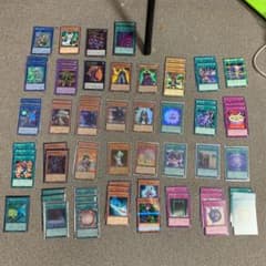 遊戯王 ブラックマジシャンデッキパーツのサムネイル