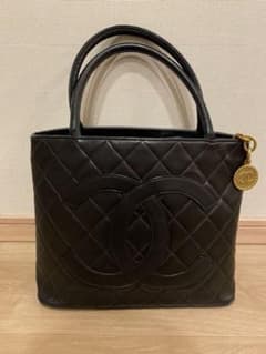 CHANEL シャネル 復刻トートのサムネイル