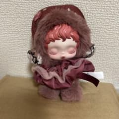 POPMART Skullpanda ぬいぐるみのサムネイル