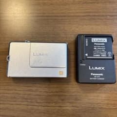 宮*様 Panasonic DMC-FP7 コンパクトデジタルカメラ シルバーのサムネイル