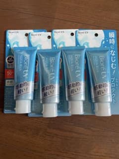 비올레 UV 아쿠아리치 워터리 에센스 70g × 4 개 세트