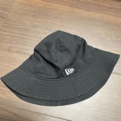 NEW ERA ブラック バケットハット MEDIUM/LARGEのサムネイル