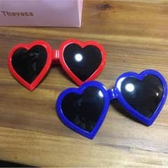 ハートサングラス ペアのサムネイル