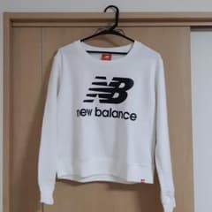 new balance　トレーナー　新品のサムネイル