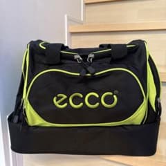 m*5様 美品ECCO biom スポーツバッグ 黒/緑のサムネイル