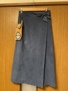 io H.P.France（イオ　アッシュペーフランス） ロングスカートのサムネイル