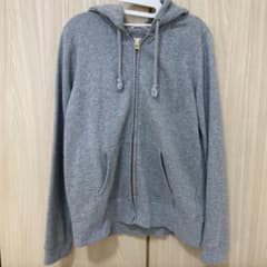 GU フード付き　スウェットパーカー　フルジップ　Lサイズ　グレーのサムネイル