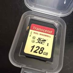 【値下げ中】SDXC 128GB Class10のサムネイル