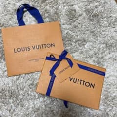 ルイヴィトンショップ袋　紙袋のサムネイル