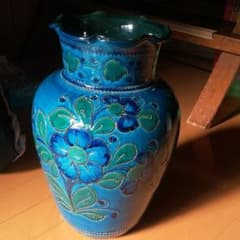 ドマン　陶器の花瓶のサムネイル