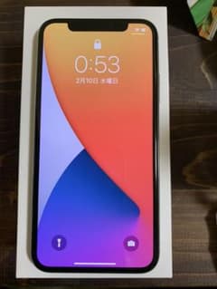 iPhone X SIMフリー　64G  シルバー(値下げ可)のサムネイル