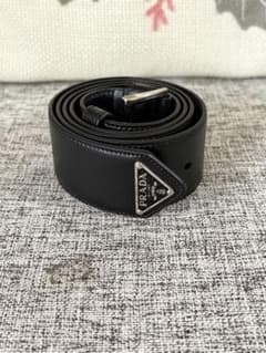 1OR1.1722 様プラダ トライアングルロゴバックルベルト PRADA トライアングルロゴ レザーベルト ブラック - メルカリ