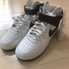 NIKE AIR スニーカーのサムネイル