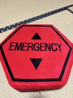 エヴァンゲリオン　赤保留 EMERGENCY　クッション