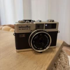 Minolta Hi-Matic F フィルムカメラのサムネイル