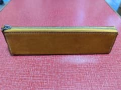 SLIP-ON　BTペンケースМ　キャメル　廃盤　本革のサムネイル