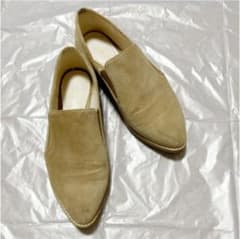 NINE WEST フラットシューズ　ベージュ　7.5 (24.5cm)のサムネイル