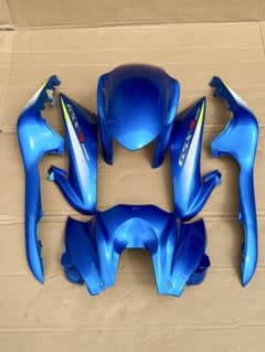 GSX-S1000用純正カウルのサムネイル