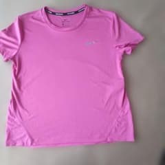 Nike DRI-FIT Tシャツ ピンク Mサイズのサムネイル