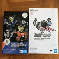 S.H.F仮面ライダーフィギュアーツセットのサムネイル