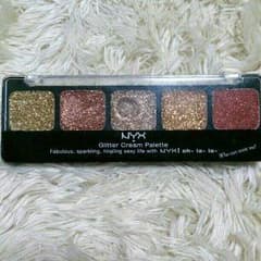 NYX キラキラアイシャドウのサムネイル