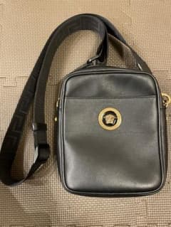 専用　美品　ヴェルサーチショルダーバックのサムネイル
