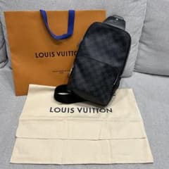 美品ルイヴィトン ダミエグラフィット アヴェニュースリングバッグ ボディバッグのサムネイル