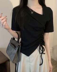 SHEIN アシンメトリー ドローストリング 半袖Tシャツ ブラック トップスのサムネイル
