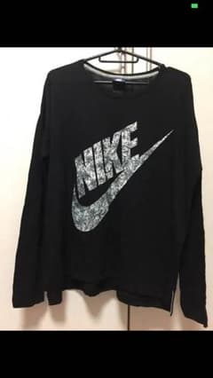 NIKE スウェット トレーナー（値下げ中！！！）のサムネイル