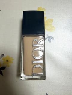 Dior ディオール フォーエヴァー フルイド スキン グロウ 0CRのサムネイル