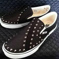 ユ*ウ様 新品 サイズ指定 VANS スタッズ カスタム スリッポン スニーカーのサムネイル