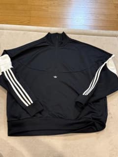 adidas ハーフジップ ジャージLサイズのサムネイル