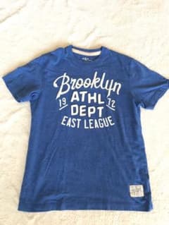 キレイな古着青色Ｔシャツのサムネイル