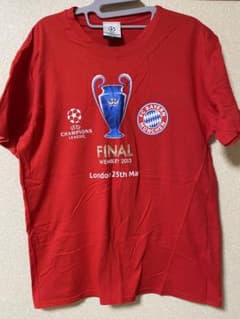 希少 バイエルン UEFAチャンピオンズリーグ 2013決勝 記念Tシャツ Lのサムネイル