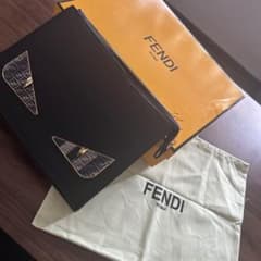 FENDIクラッチバッグのサムネイル