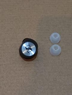 MOMENTUM２ 右側マスターイヤホン ジャンクのサムネイル