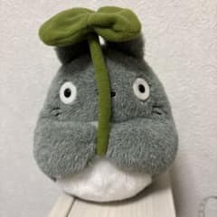となりのトトロ ぬいぐるみ 葉っぱ持ちのサムネイル