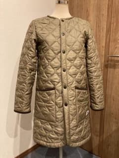 アーメン ARMEN ノーカラー キルティングコートのサムネイル