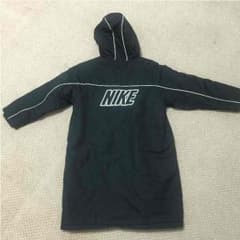 NIKEベンチコート黒130【着払い】のサムネイル
