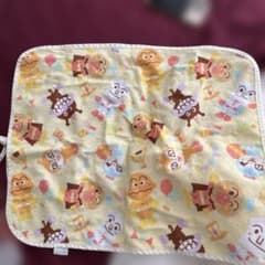アンパンマン 敷きパッド イエロー 約70cm x 50cmのサムネイル