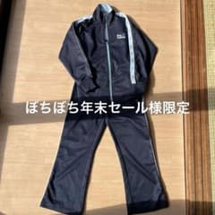 130 女の子　ジャージセットのサムネイル