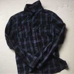 青チェックシャツのサムネイル