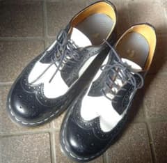 Dr.Martens ブローグシューズのサムネイル