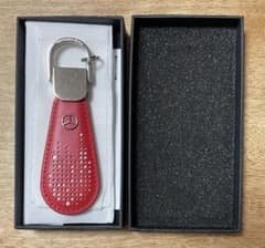 メルセデス・ベンツ純正 キーホルダー レッドのサムネイル