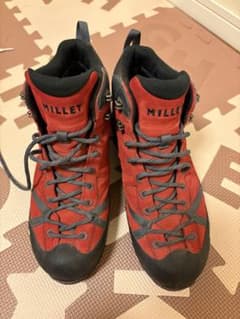 MILLET 登山靴・トレッキングシューズ 赤のサムネイル