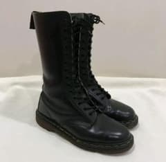 Dr.Martensドクターマーチン 14ホール ブーツ黒 イングランド製のサムネイル