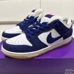 【美品】NIKE SB DUNK LOW PRO PRM(DO9395 400)のサムネイル