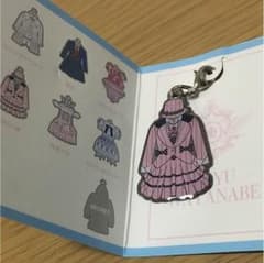 渡辺麻友 シークレットチャームのサムネイル