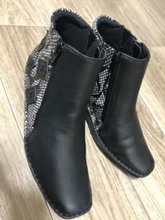돌체 소가죽 패치워크 스티치 다운 부츠 블랙 파이슨 23cm