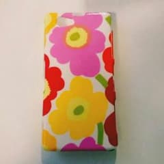 マリメッコのスマホカバーのサムネイル